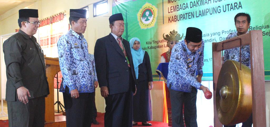agung ilmu mangkunegara bupati lampung utara buka musda ldii lampung utara