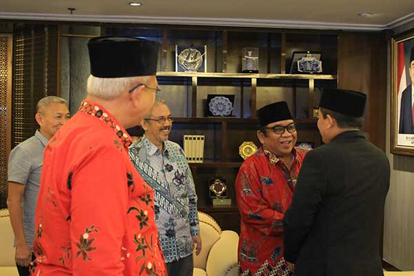 ade komarudin ldii