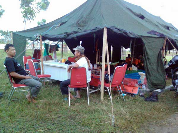 relawanldiibantukorbangempapidiejaya