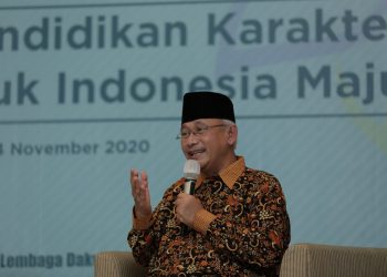 Peran Kepala Sekolah Membangun Karakter
