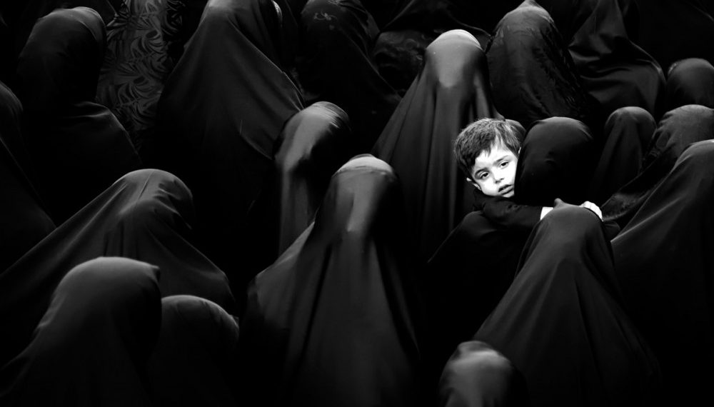 ilustrasi ibu dan anak