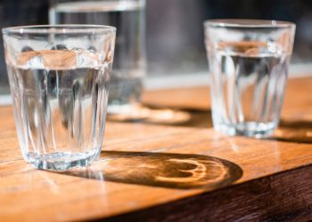 Air Putih Penting dan Menyehatkan