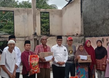 LDII Lahat Salurkan Bantuan Kepada Warga Korban Kebakaran