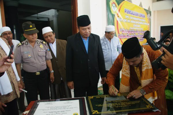 Pengajian Umum DPD LDII Jember dihadiri Ketua MUI Jawa Timur KH Abdullah Syamsul Arifin yang juga Ketua PC NU Jember. Foto: Kiriman Daerah.