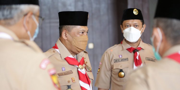 Budi Waseso melantik Wakil Kwarnas dan Andalan Nasional Pergantian Antar Waktu, Kepala Pusdiklat dan Badan Perimbangan Pendidikan Pusdiklatnas masa bakti 2018-2023. Foto: LINES
