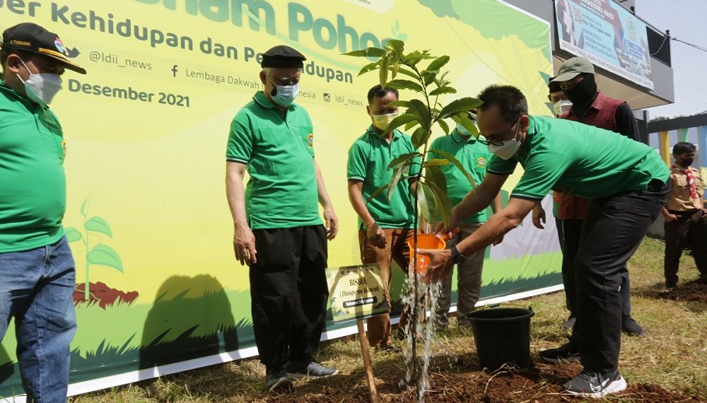 LDII meluncurkan Gerakan Penanaman Pohon di Jakarta. Foto: LINES.