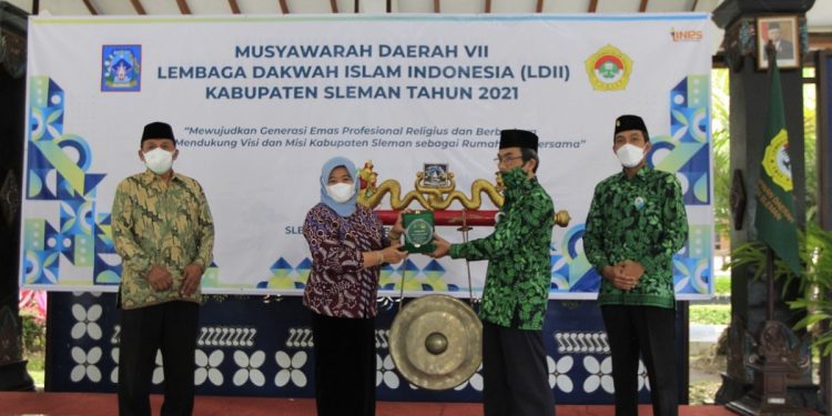 Bupati Sleman Kustini hadir membuka Musda VII DPD LDII Sleman, Minggu (5/12).