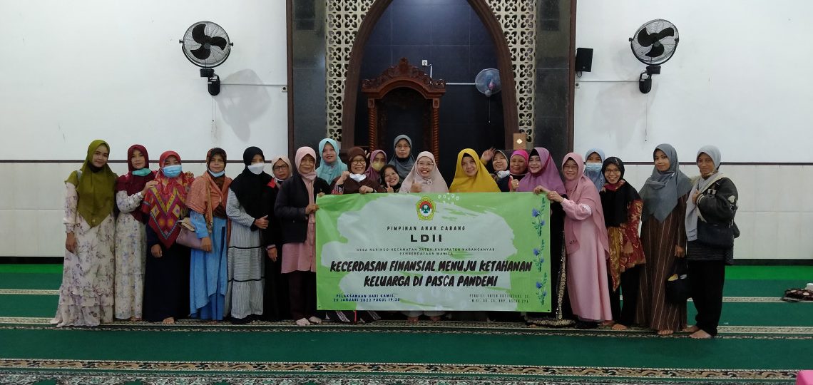 PAC LDII Ngringo Karanganyar gelar seminar untuk mendorong para wanita cerdas mengelola keuangan keluarga. Foto: Kiriman Daerah.