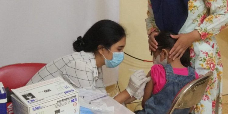 LDII Bekasi Timur bekerja sama dengan Polsek Bekasi Timur gelar vaksinasi anak untuk percepatan kekebalan komunal. Foto: Kiriman Daerah.