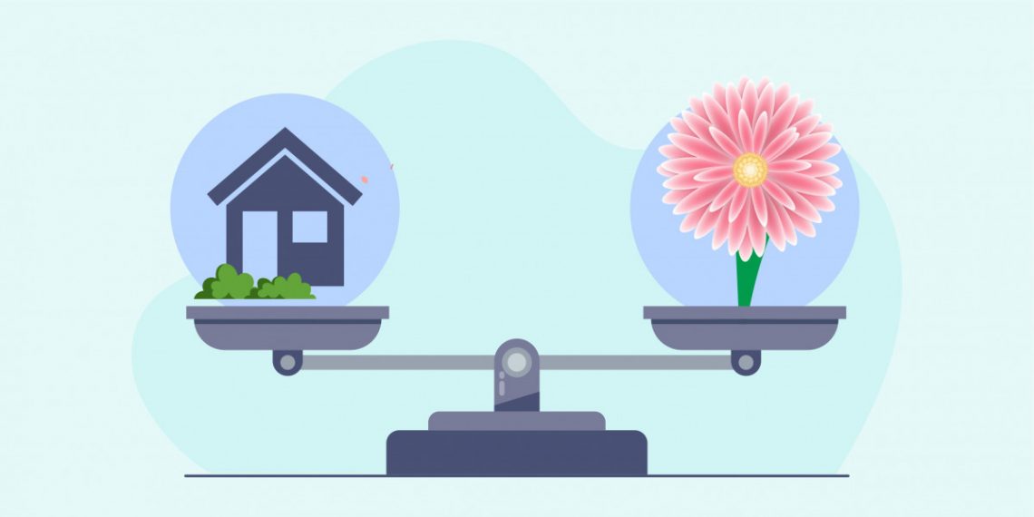 Empat macam dari kebahagiaan (kemewahan) manusia, yaitu istri yang salehah, anak yang berbakti, teman-temannya adalah orang-orang yang baik, dan mata pencahariannya berada dalam negaranya sendiri. (HR Dailami). Ilustrasi: LINES.