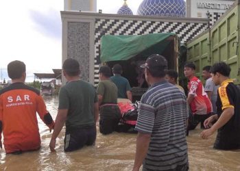 LDII Salurkan Bantuan untuk Warga Terdampak Banjir Besar di Sangatta