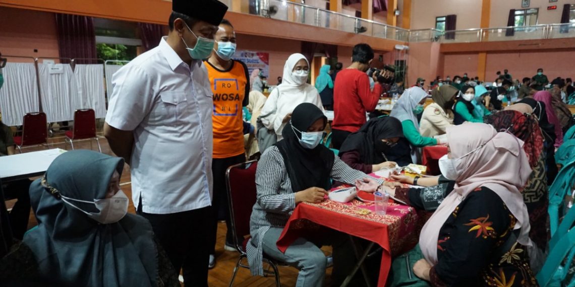 Pelaksanaan Vaksinasi oleh LDII Semarang. Foto: Kiriman Daerah.