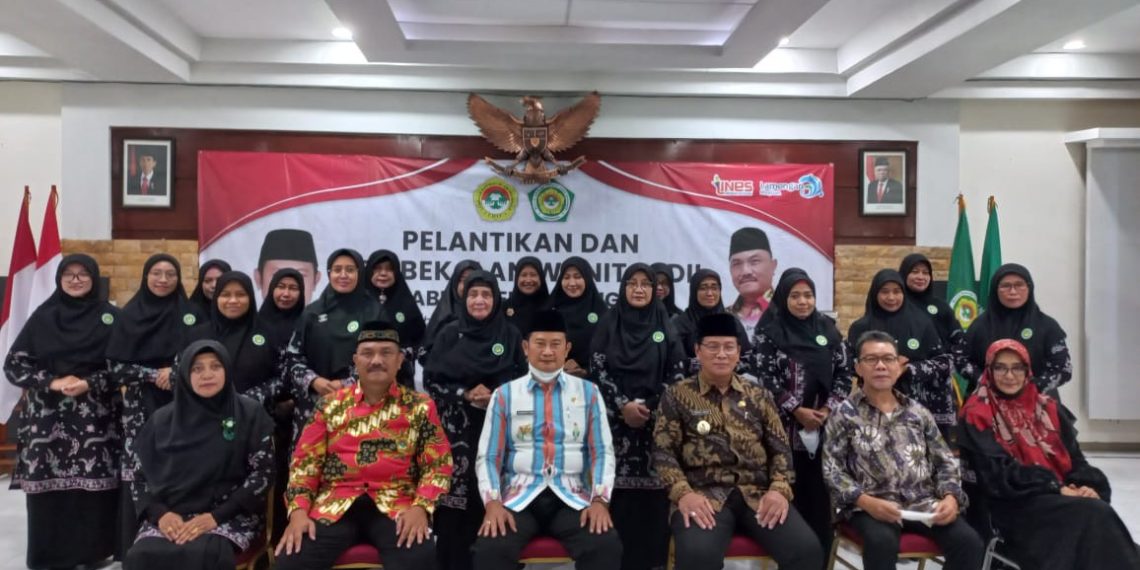 Pelantikan Pengurus Wanita LDII Lamongan mewujudkan sikap kemandirian dan penguatan ekonomi lebih baik. Foto: Kiriman Daerah.