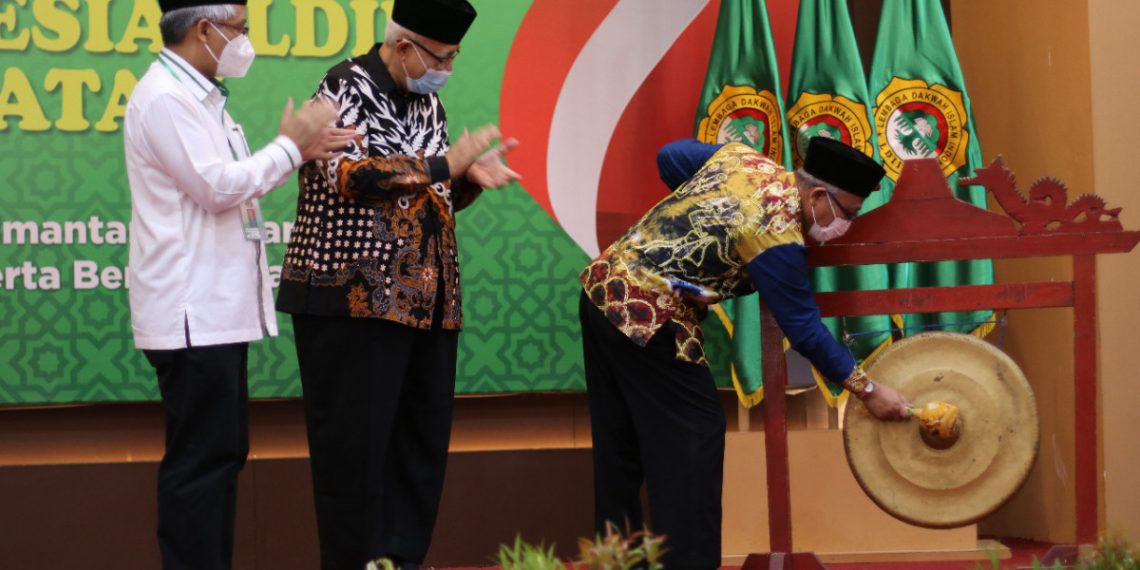 Pembukaan Muswil VII LDII Kalsel oleh Staf Ahli Bidang Pemerintahan Hukum dan Politik, Sulkan, mewakili Gubernur Kalsel