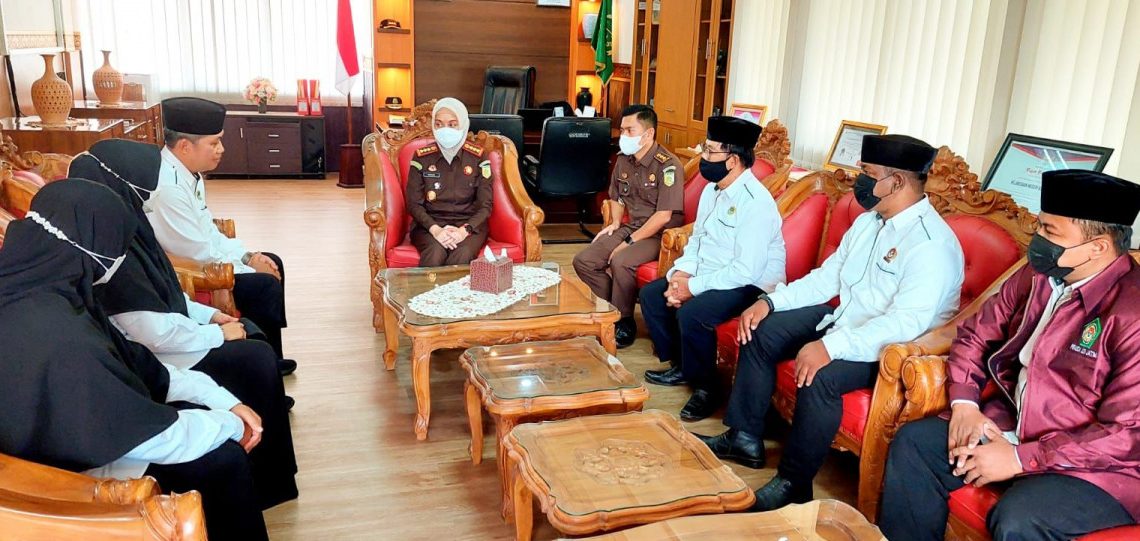 DPD LDII Kota Kediri bersilaturahim ke Kantor Kejaksaan Negeri Kota Kediri. Foto: LINES.