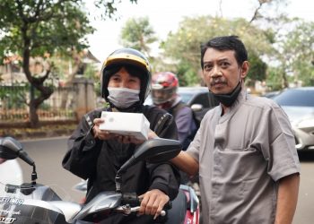 Peduli Pelalu-lalang, DPP LDII Tebar 200 Boks Takjil per Hari