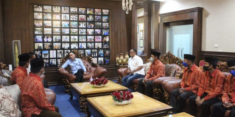 DPD LDII Kabupaten Way Kanan bersilaturahim ke Kantor Bupati. Foto: Kontributor LINES.