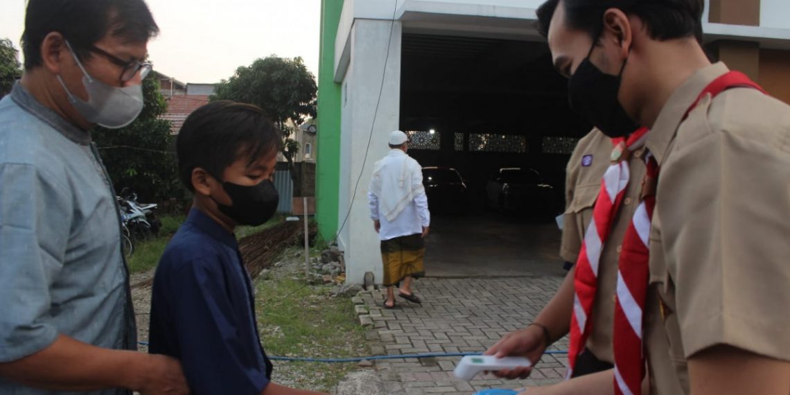 Sakocab SPN se-DKI Jakarta turut berpartisipasi dalam kegiatan tersebut dengan melibatkan lebih dari 50-an anggota Pramuka. (Foto: LINES).