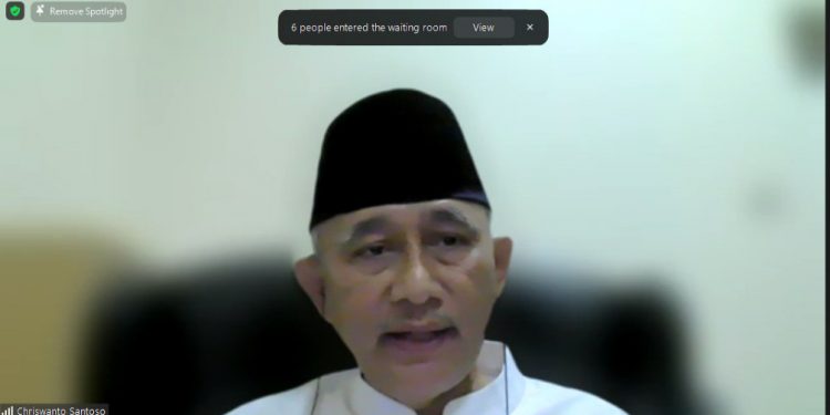 Ketua Umum DPP LDII KH Chriswanto Santoso mengingatkan, KIM bersama Kelompok Kerja (Pokja) LDII News Network (LINES) dapat mengidentifikasi masalah dan mencari solusi, dalam upaya meningkatkan kapasitas sumber daya manusia (SDM) bidang komunikasi dan informasi. Foto: LINES.
