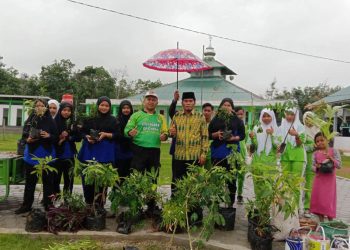 Cara LDII Kalbar Tanamkan Karakter Peduli Lingkungan pada Santri