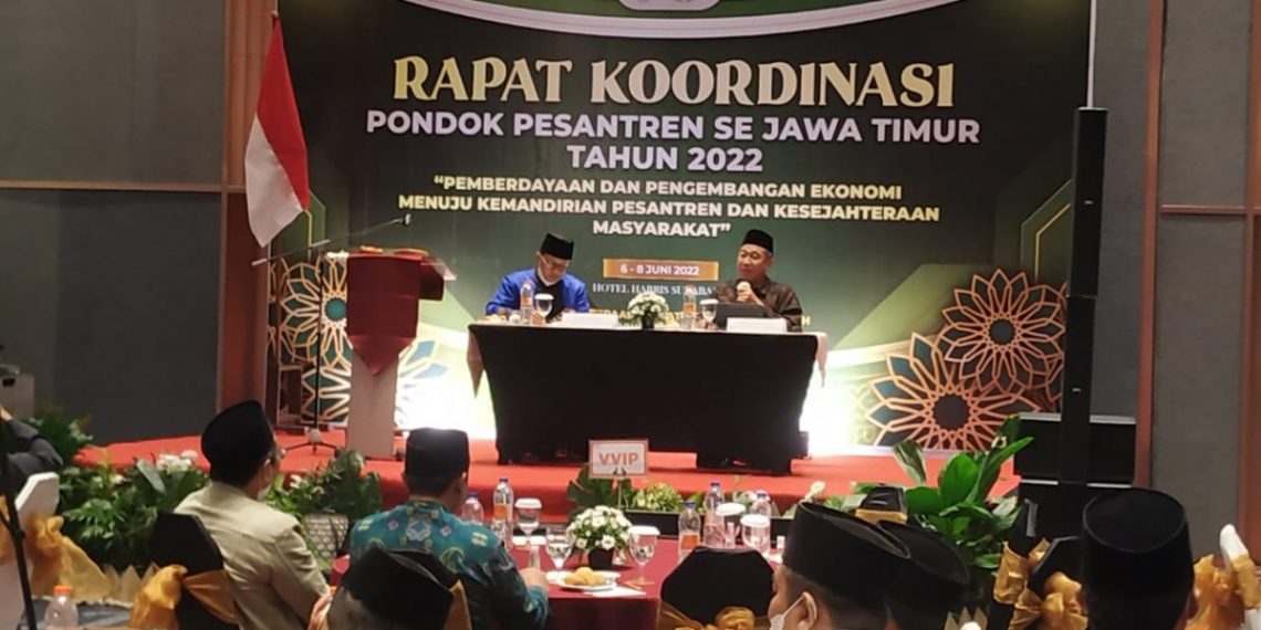 Biro Kesra Sekretariat Daerah Provinsi Jawa Timur mengadakan Rakor Pondok Pesantren se-Jatim. Foto: LINES.