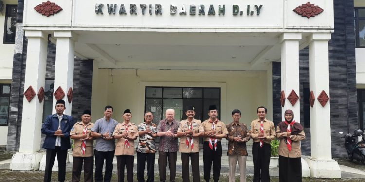 Ketua Mabida, Atus Syahbudin menyampaikan maksud audiensi dalam rangka bersinergi dan menyukseskan perhelatan kemah besar daerah (Kembesda). Foto: LINES.