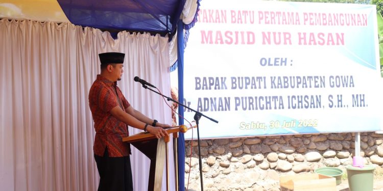 Bupati meresmikan masjid dibawah naungan LDII Gowa. Foto: LINES.