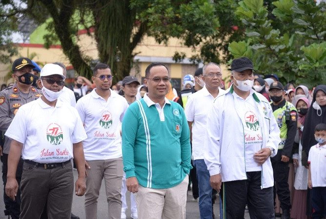DPD LDII Magelang menggelar Jalan Sehat dan Donor Darah yang mengundang Wali Kota Magelang. Foto: LINES.