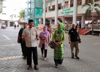Sekretaris LPBI NU Kunjungi Menara Asmaul Husna Ponpes Wali Barokah Kediri