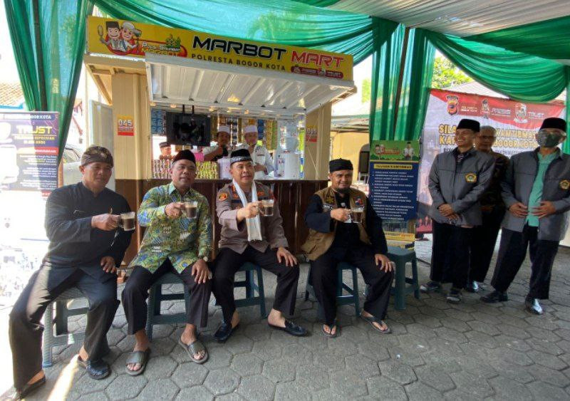 LDII Kota Bogor resmikan marbot mart. Foto: LINES.