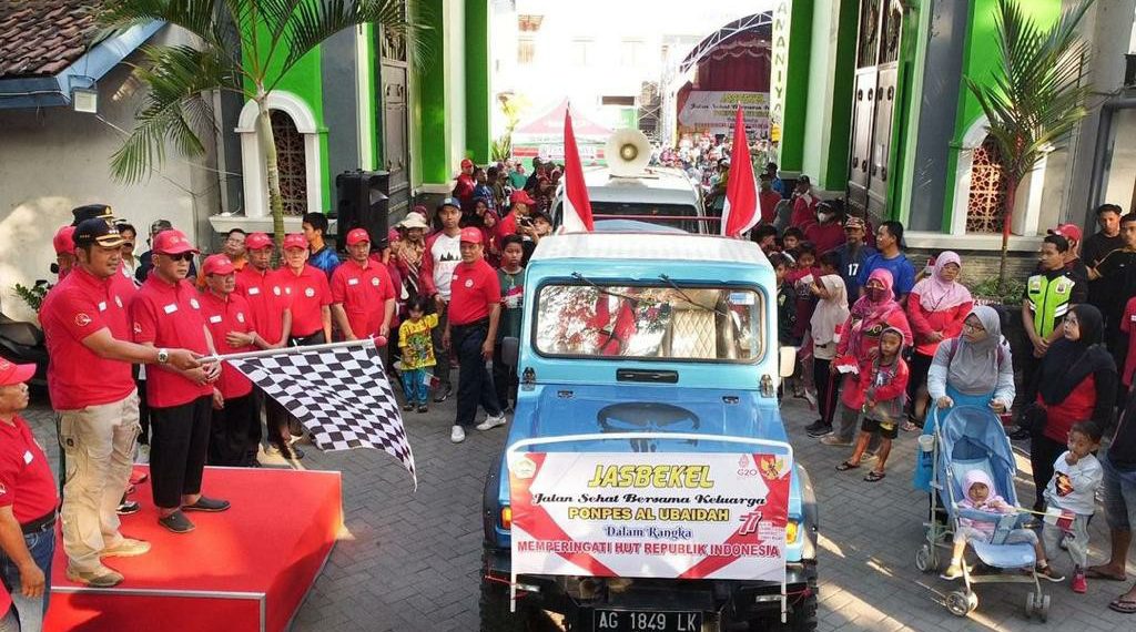 Pembukaan Jalan Sehat Pondok Pesantren Al Ubaidah Kertosono. Foto: LINES.