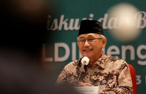 Menurut Ketua Umum DPP LDII KH Chriswanto Santoso, masalah LGBT bukan hanya persoalan agama dan etika, tapi sudah menyentuh politik elit global. Foto: LINES.