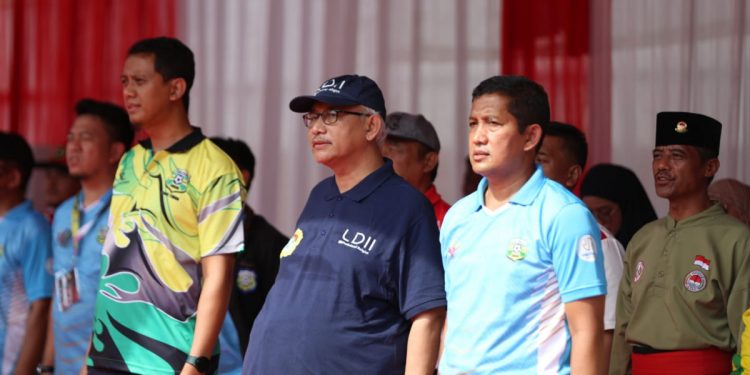 FORSGI menggelar festival sepak bola generasi muda yang dihadiri Ketum DPP LDII KH Chriswanto Santoso dan Asisten III Deputi Pembudayaan Olahraga Kemenpora Raden Isnanta. Foto: LINES.