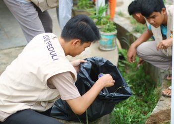 DPW LDII Lampung Peringati World Clean Up Day 2022 dengan Aksi Bersih-bersih Massal