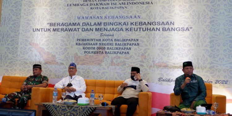 LDII Balikpapan menggelar seminar wawasan kebangsaan pada generasi muda. Foto: LINES.