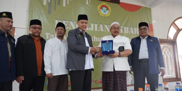 Ketua PBNU Bidang Keagamaan Ahmad Fahrur Rozi menghadiri peringatan sumpah pemuda di Masjid Roudhotul Jannah, Malang. Foto: LINES.