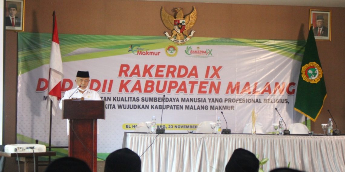 Bupati H. M. Sanusi membuka Rapat Kerja Daerah (Rakerda) IX LDII Malang di eL Hotel Grande Malang, Rabu (23/11). Foto: LINES.