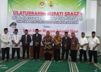 Bupati Sragen Berikan Mobil Operasional Kepaada DPD LDII Sragen