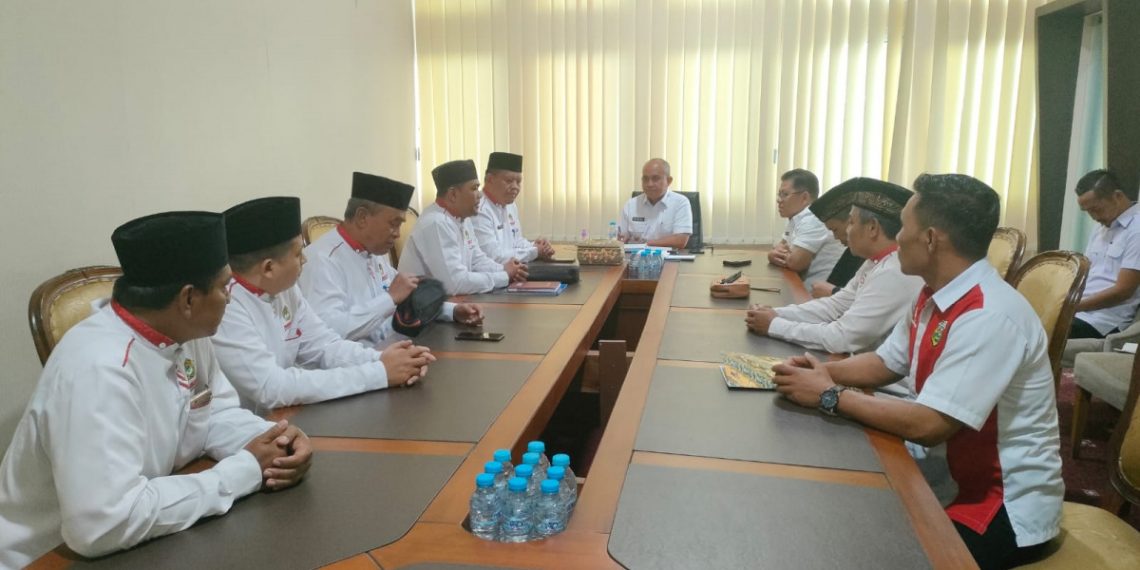 Jajaran Pengurus LDII Kota Pangkalpinang audiensi sekaligus silaturahim dengan Wali Kota Pangkalpinang, Maulan Aklil. Foto: LINES.