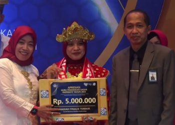 Dian Kurniasari Warga LDII Peraih Apresiasi Guru Pendidikan Dasar Inspiratif 2022