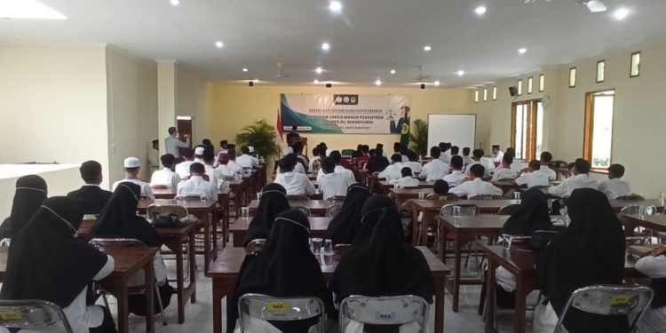Pondok Pesantren naungan LDII, Al-Manshurin, Jember, Jawa Timur menerima kunjungan Kejaksaan Negeri Jember pada Rabu, (30/11). Foto: LINES.