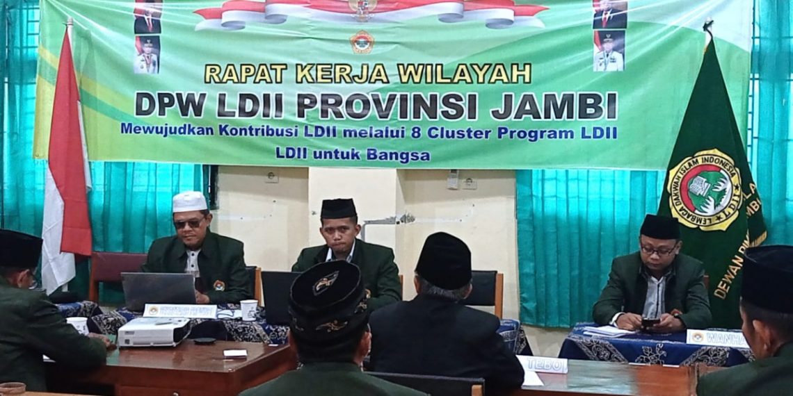 DPW LDII Provinsi Jambi menggelar Rapat Kerja Wilayah (Rakerwil) untuk menguatkan kinerja organisasi. Foto: LINES.