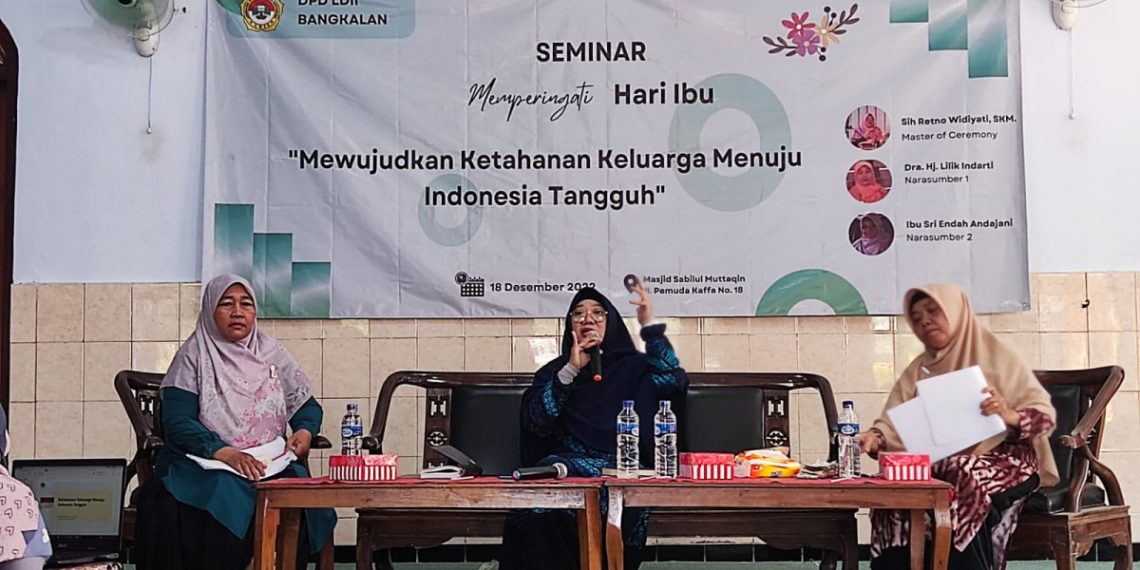 LDII Bangkalan menggelar seminar mengenai ketahanan keluarga. Foto: LINES.