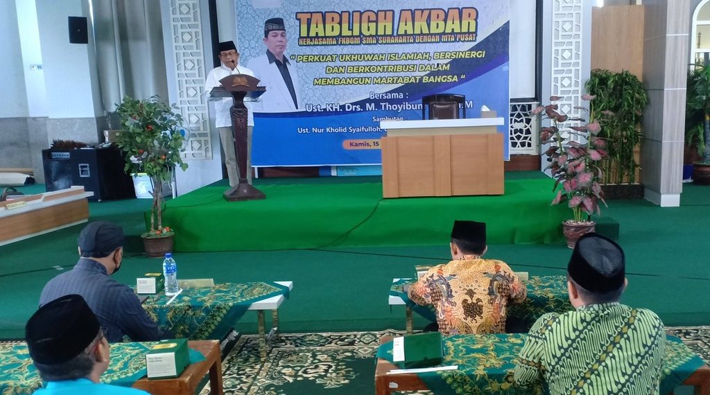 Ketua Ponpes LDII Kota Solo menjadi pengisi acara Silaturrahim Antar Guru Muslim Kota Solo. Foto: LINES.