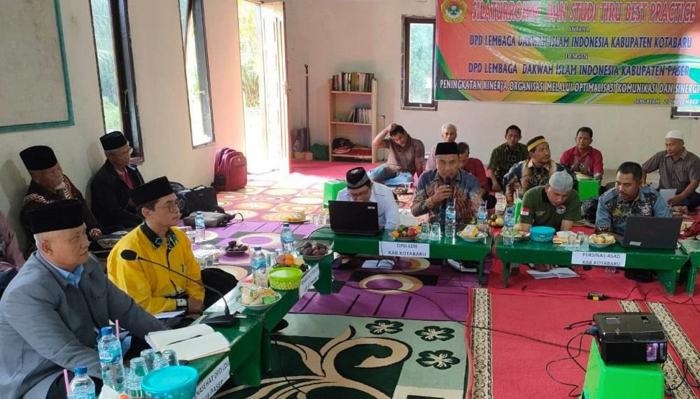 LDII Kotabaru silaturrohim ke LDII Paser untuk studi banding. Foto: LINES.