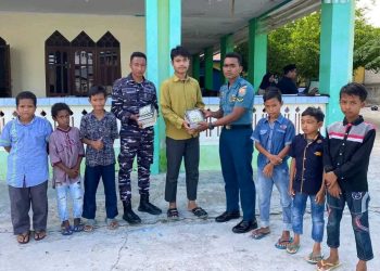 KRI Teluk Wondama Merapat, LDII Kaimana Dapat Berkah