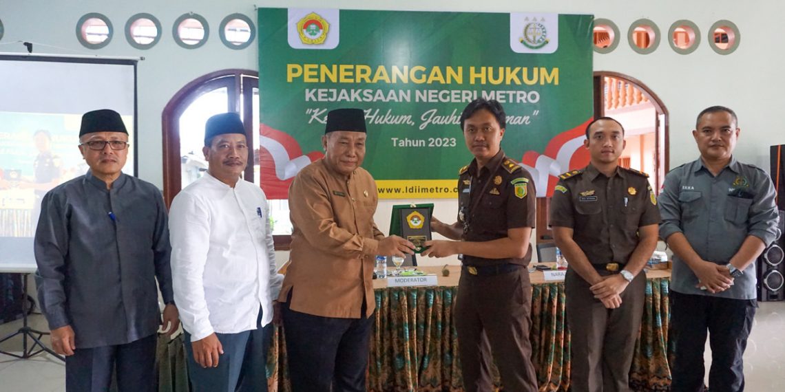 LDII Kota Metro bekerja sama dengan Kejaksaan Negeri (Kejari) Kota Metro menyelenggarakan “Penerangan dan Penyuluhan Hukum”. Foto: LINES.