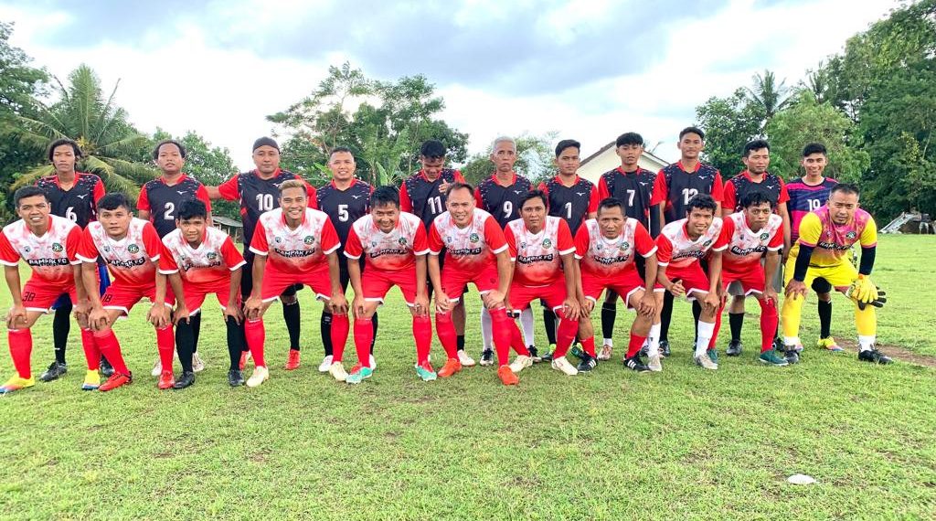 PC LDII Adipala, Cilacap, Jawa Tengah menggiatkan latihan sepak bola untuk generasi mudanya. Foto: LINES.