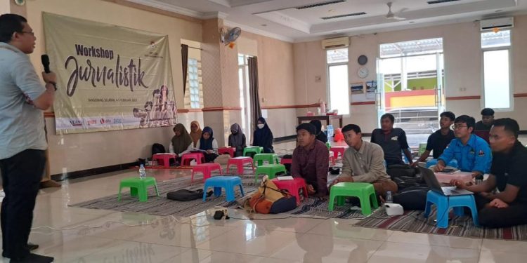 DPD LDII Kota Tangerang Selatan menghelat Workshop Jurnalistik, pada Sabtu-Minggu, 4-5 Februari 2023, di Aula Masjid Baitul Fuqoha Sarua, Ciputat. Foto: LINES.