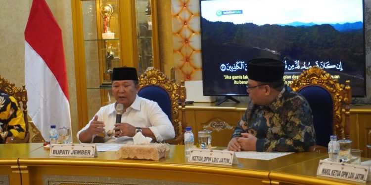 Bupati Jember mengajak LDII untuk kolaborasi bersama menangani pembinaan generasi muda. Foto: LINES.